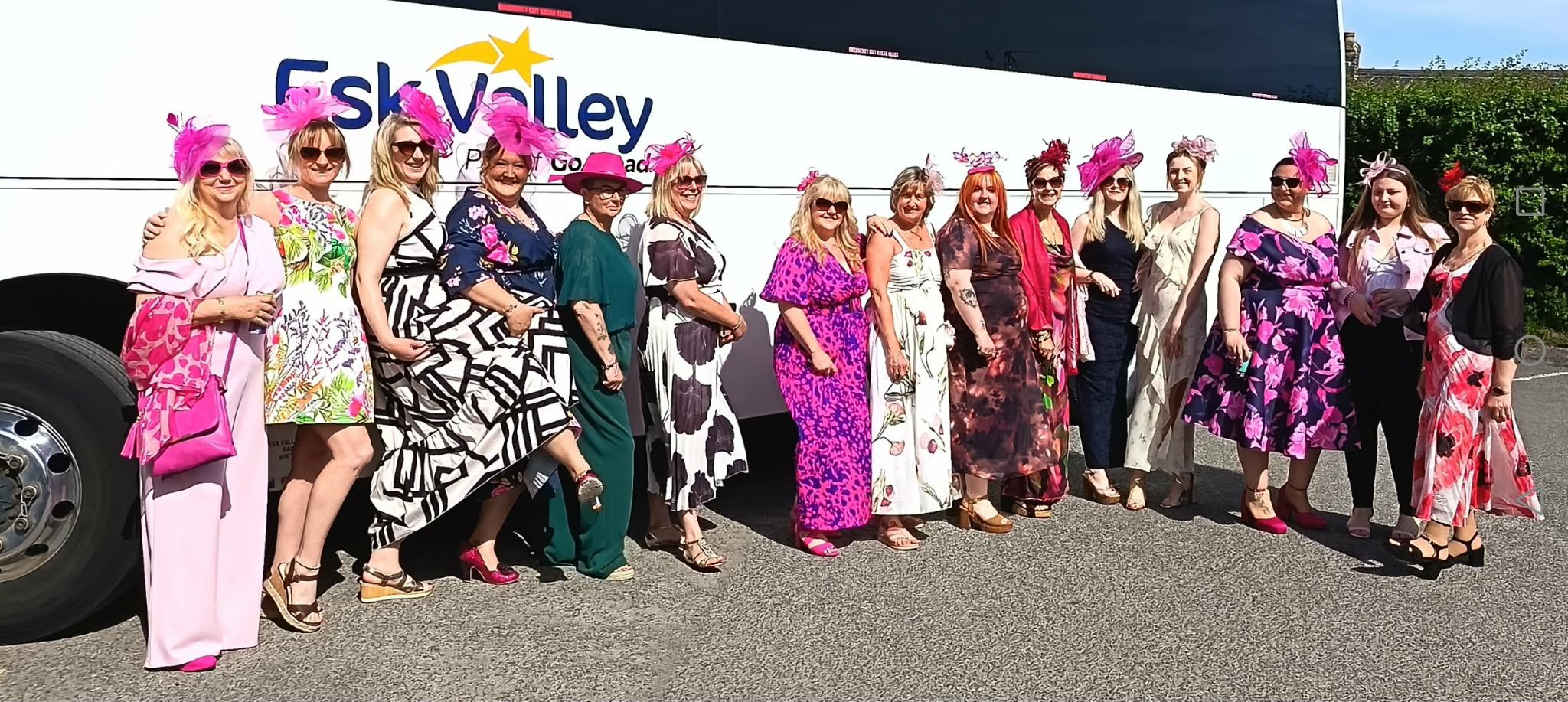 A Well-Deserved Day Off at the Races 💗🏇